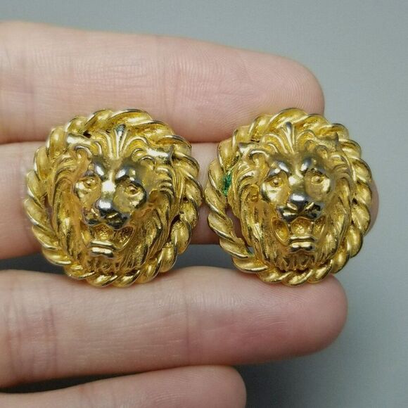 Vintage Lion Head Clip On Earrings, Gold Tone Fierce Big Cat, Retro 80s Style - Picture 1 of 6
